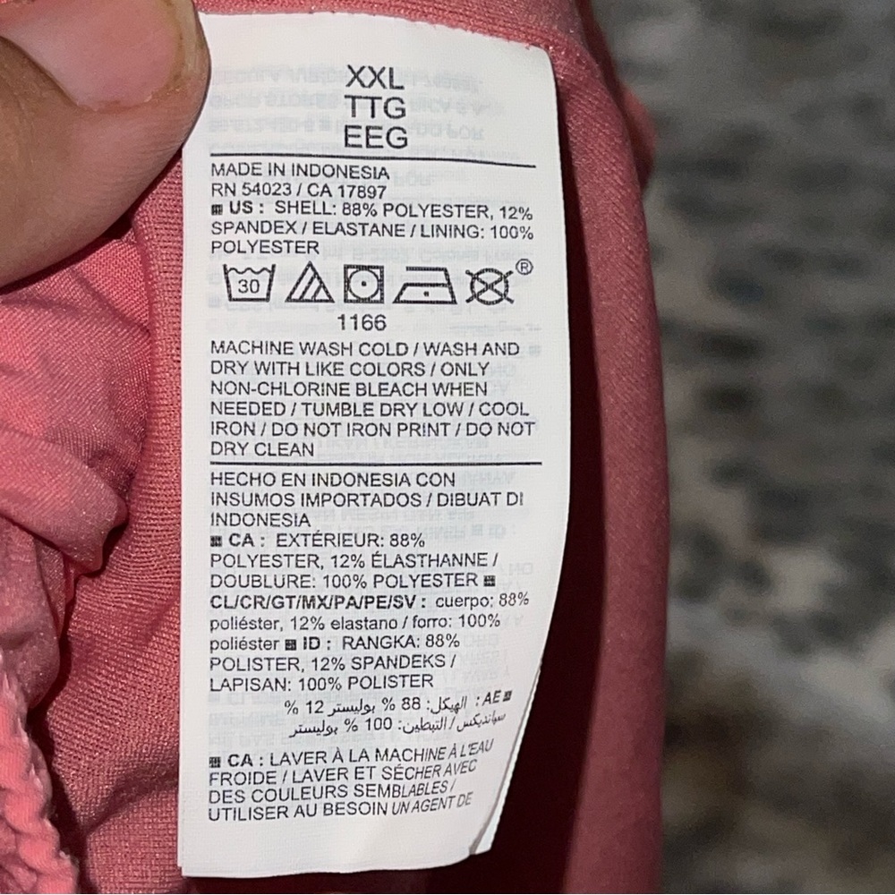Old Navy Active Shorts - Picture 5 of 8